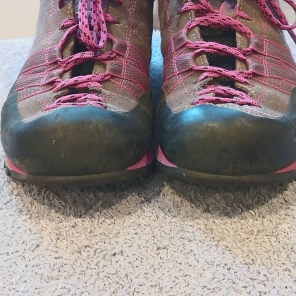 Scarpa Grey/Pink Crux Approach Shoes size 37 - Picture 4 of 13